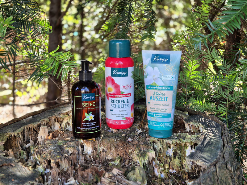 Kneipp Herbstneuheiten Seife Grüner Tee & Orangenblüte, Aroma-Pflegeschaumbad mit Teufelskralle und Aroma-Pflegedusche Kleine Auszeit